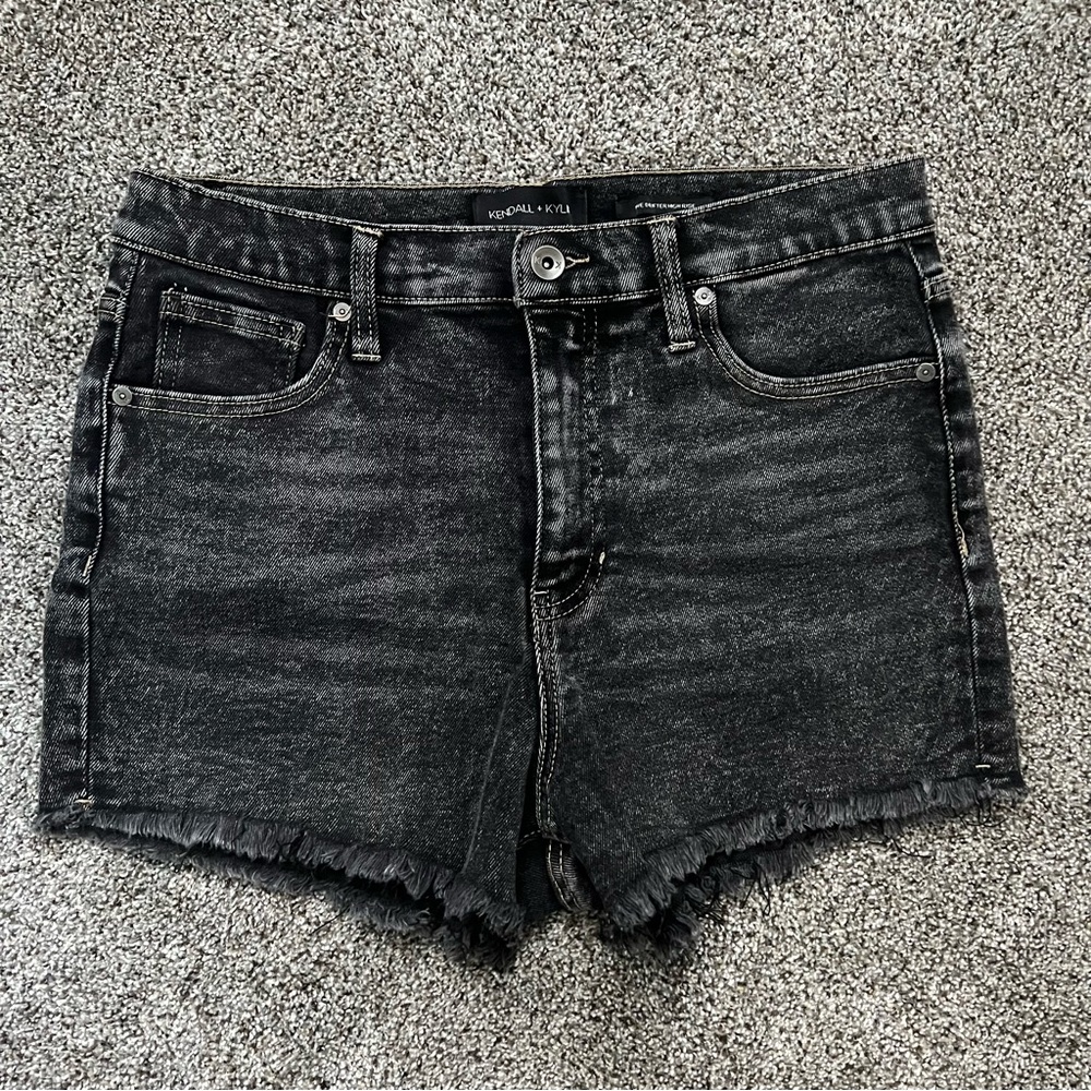 Kendall & Kylie Black Denim Shorts Acid Wash Raw Hem The Drifter High Rise